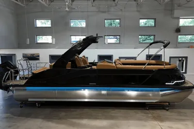Harris Grand Mariner 250