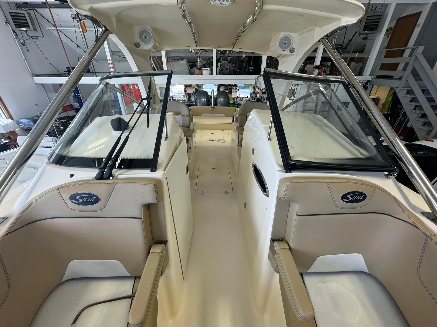 2014 Scout 275 Dorado Photo