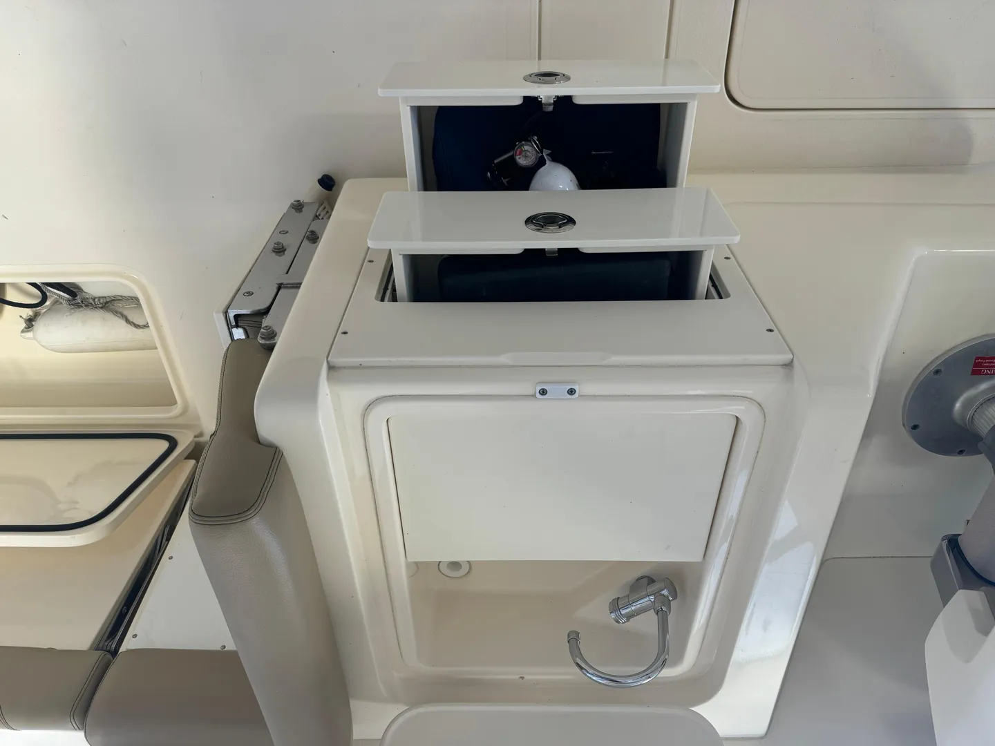 2014 Scout 275 Dorado Photo