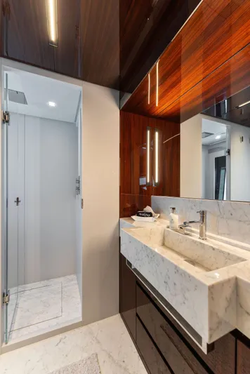 Chop Chop Yacht Photos Pics 