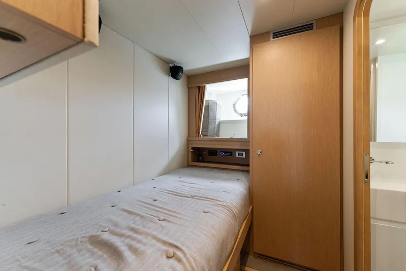 Chop Chop Yacht Photos Pics 