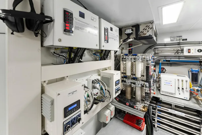 Chop Chop Yacht Photos Pics 