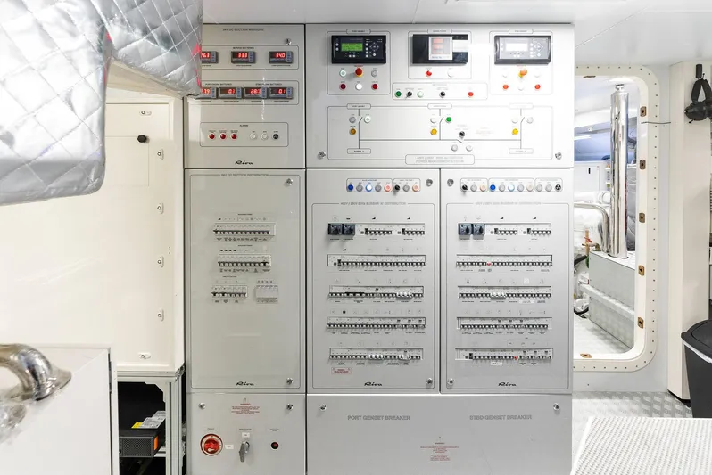 Chop Chop Yacht Photos Pics 