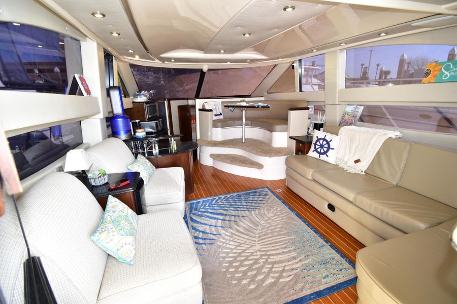 2010 Meridian 391 Motor Yacht