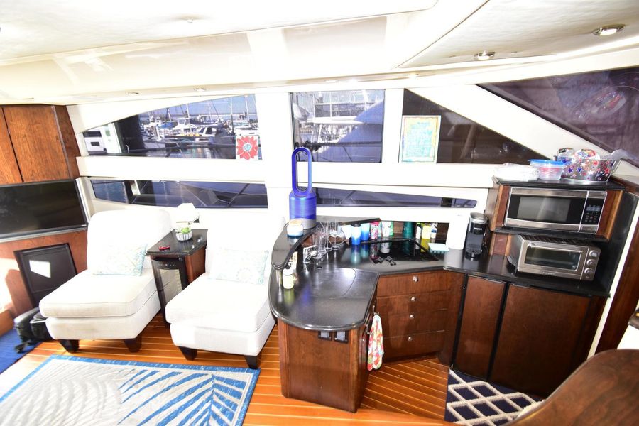 2010 Meridian 391 Motor Yacht