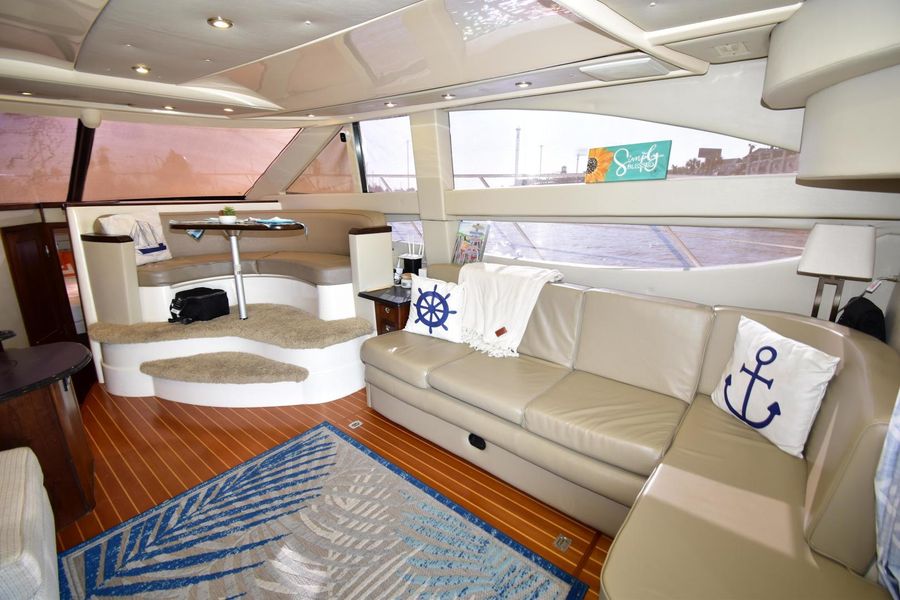 2010 Meridian 391 Motor Yacht