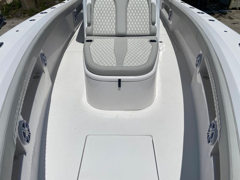 2022 Front Runner 36 cc