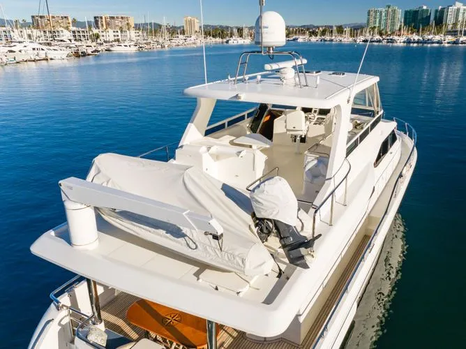 Malou Yacht Photos Pics 2011 Hampton 620 Pilothouse - Image 7