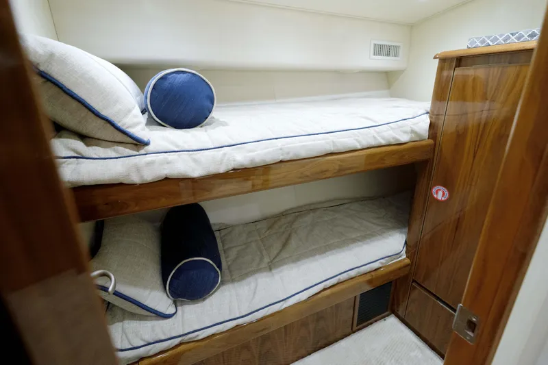 Time Away Yacht Photos Pics 