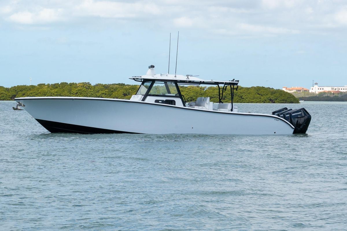 2024 Yellowfin 42 