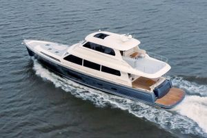Grand Banks 85