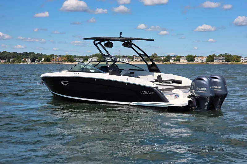  Yacht Photos Pics 2024 Cobalt R8 Outboard boat on water, featuring dual Yamaha engines.