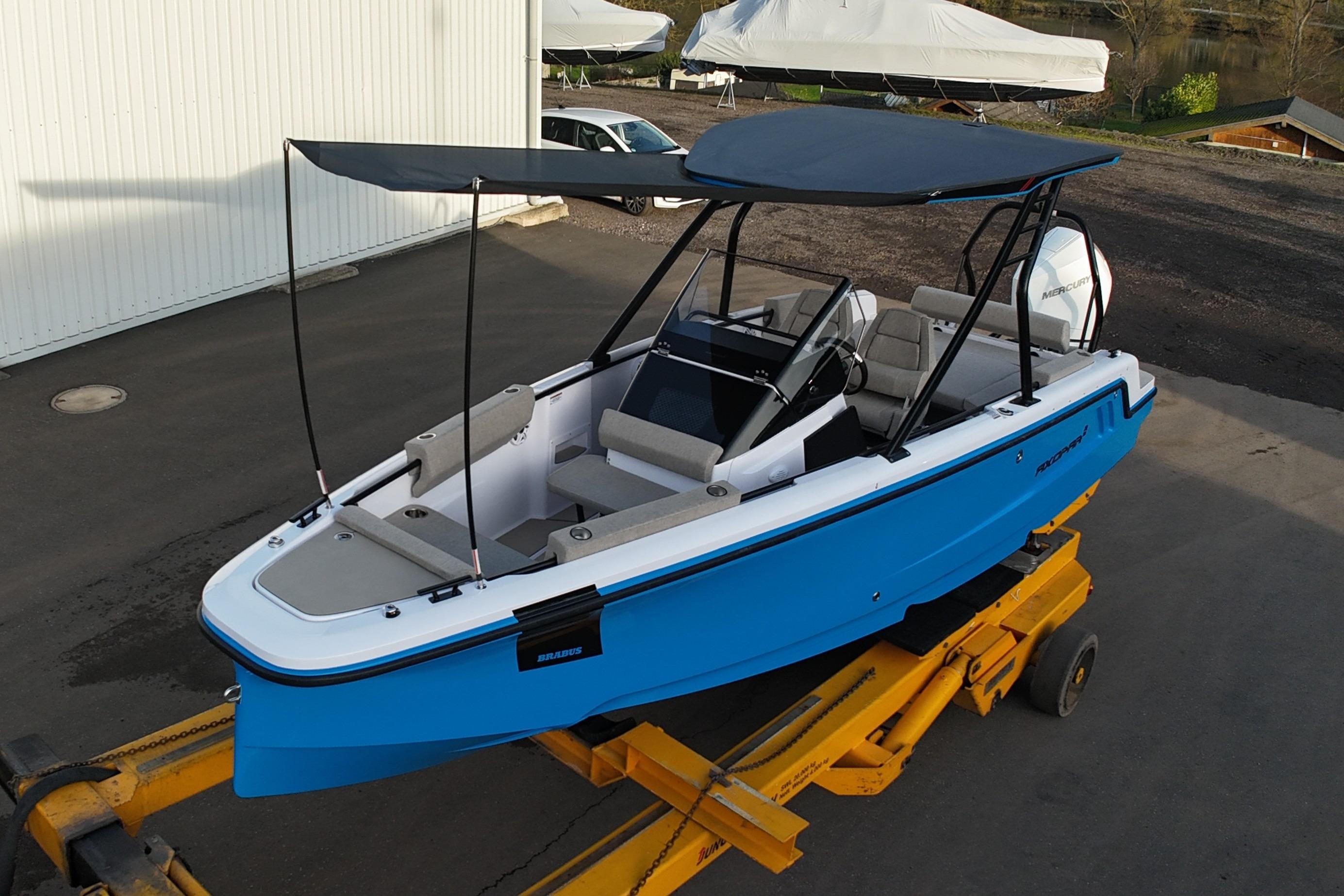 2025 Axopar 22 T-Top