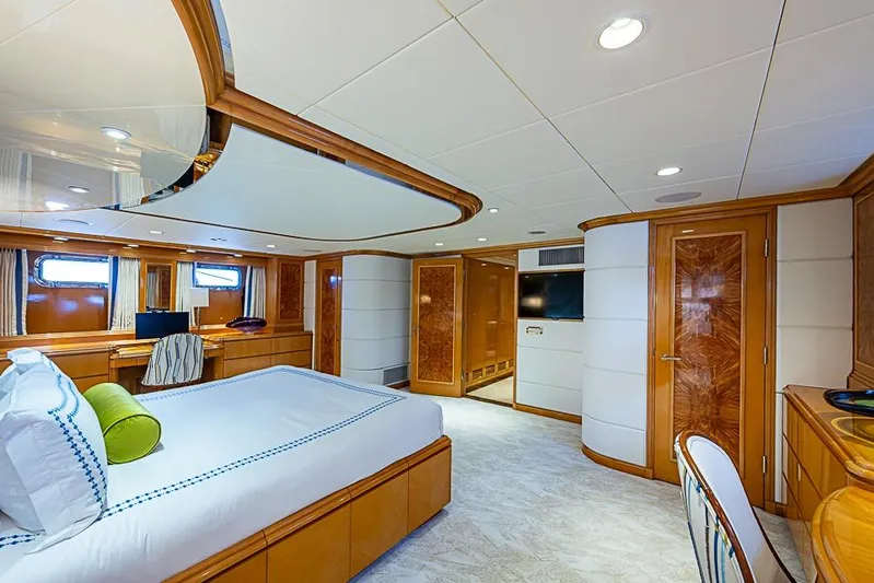 Probability Yacht Photos Pics Luxurious yacht bedroom interior with wood accents, Delta Marine 1997.