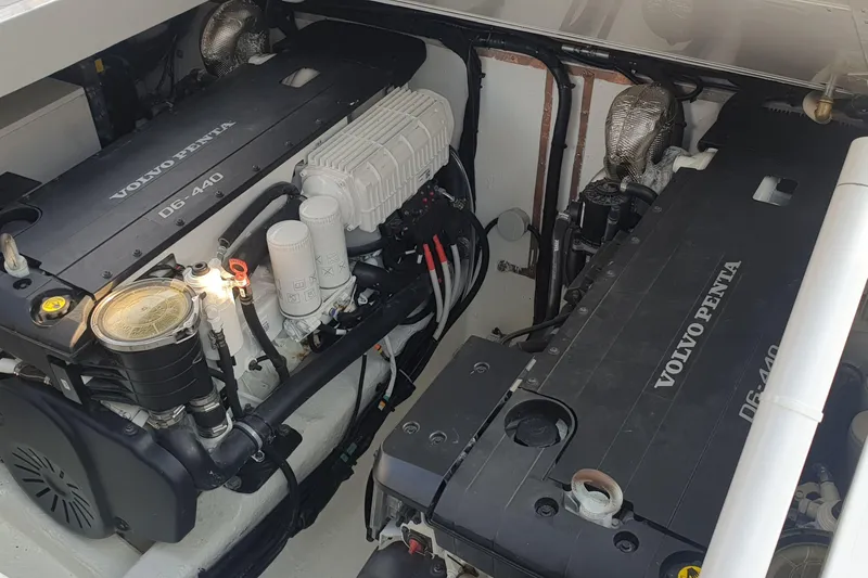 Malola Yacht Photos Pics Engine compartment of 2022 Canados Gladiator 431 WA with Volvo Penta D6-440 engines.