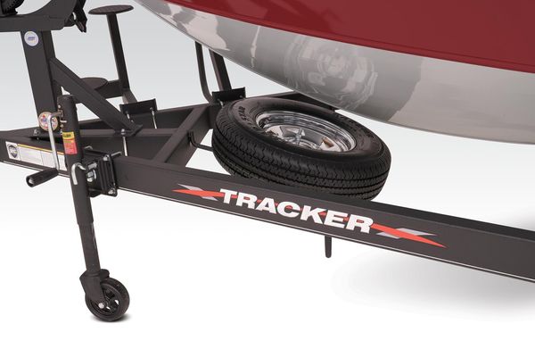 Tracker Targa V-19 Combo