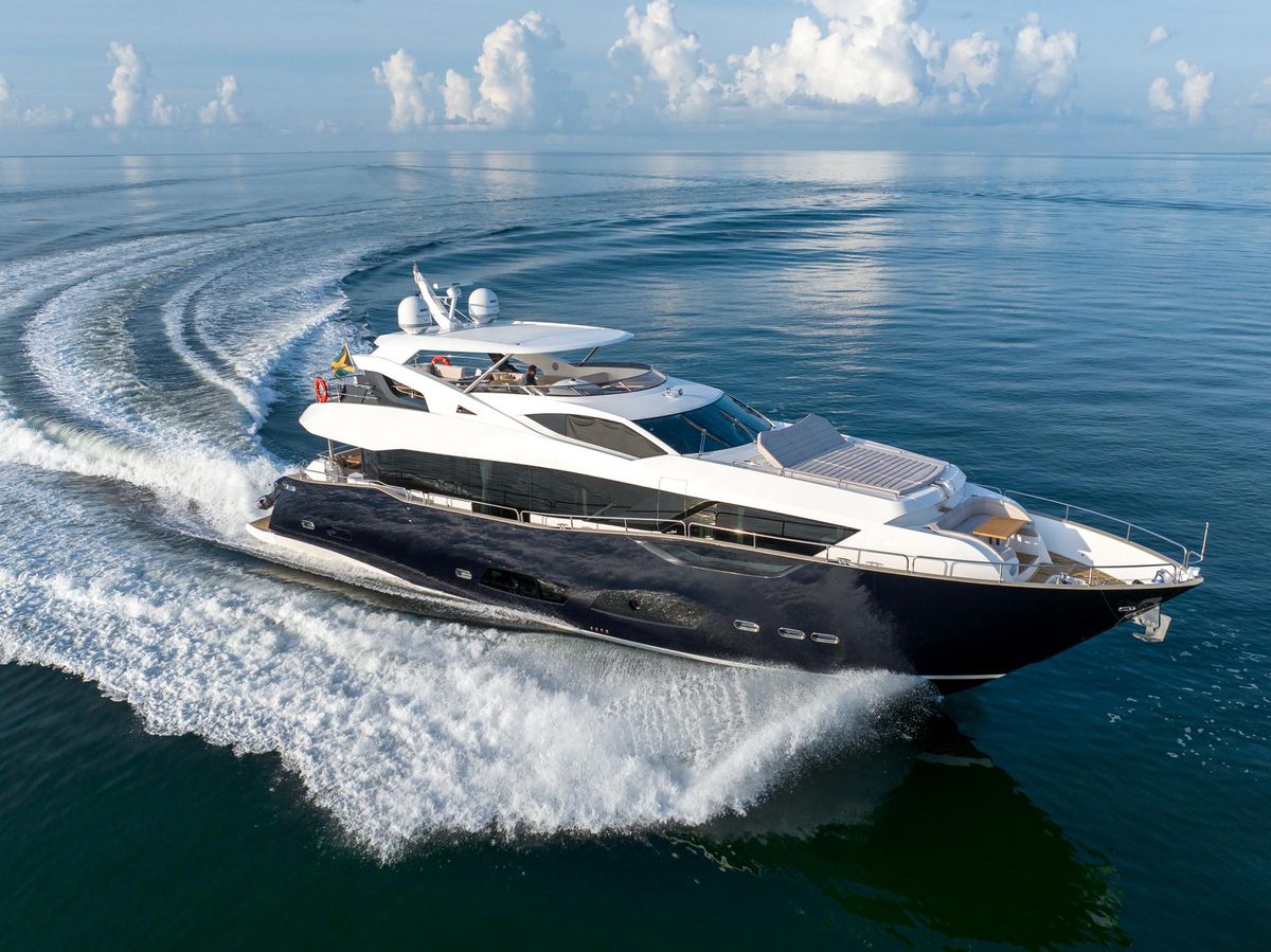 2021 Sunseeker 92 