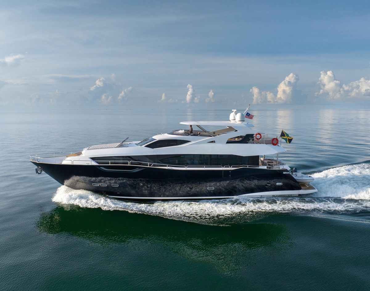 2021 Sunseeker 92 