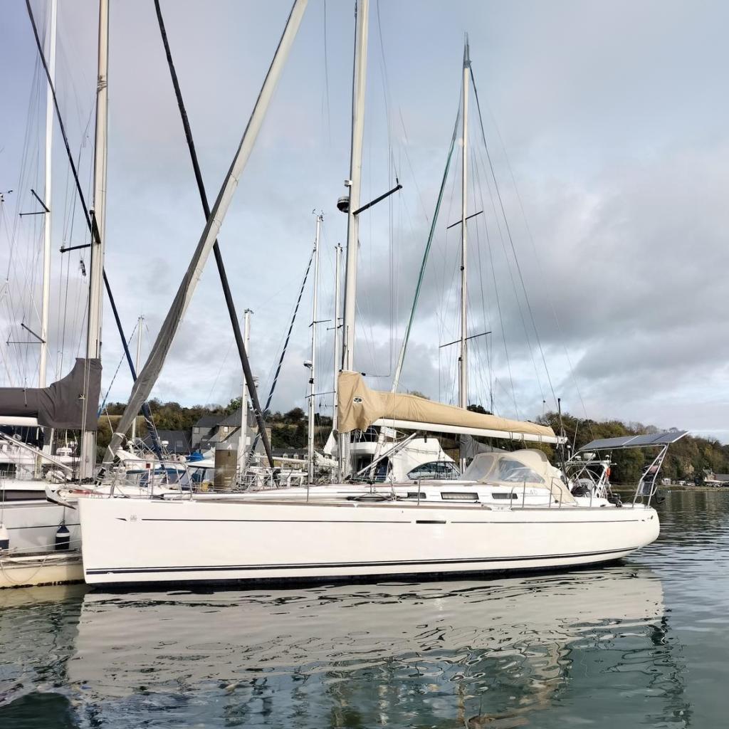 2003 Dufour Dufour 40