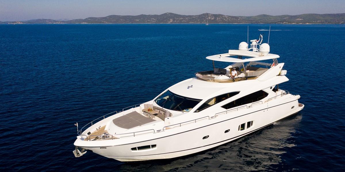 2011 Motor Yachts Sunseeker for sale - YachtWorld