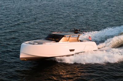 Yacht