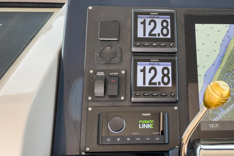 Midsommer Yacht Photos Pics 