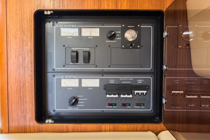 Midsommer Yacht Photos Pics 