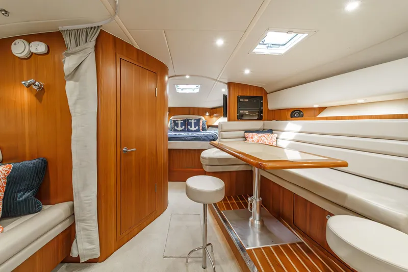 Midsommer Yacht Photos Pics 