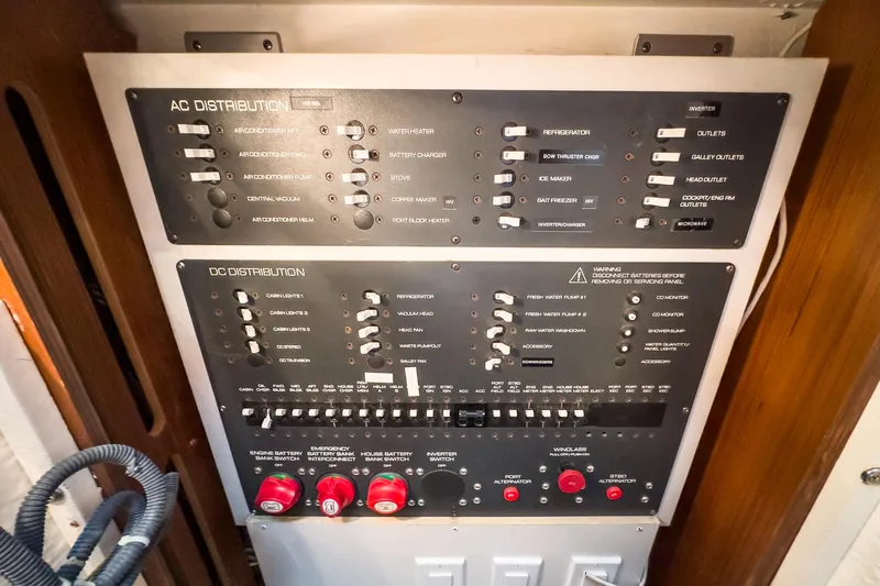 Midsommer Yacht Photos Pics 