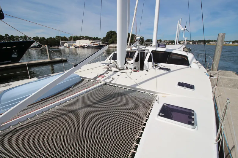 Zephyr Yacht Photos Pics Deck