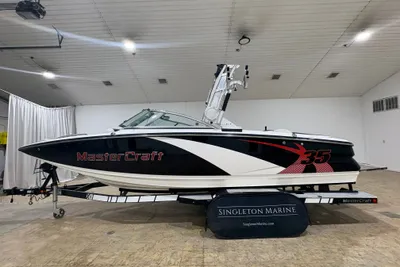MasterCraft X35