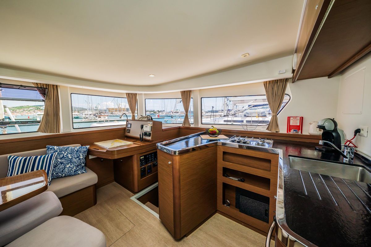 2018 Lagoon 41 