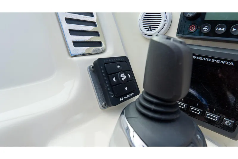  Yacht Photos Pics Control panel of 2017 Chris-Craft Corsair 28 Heritage Edition with Seakeeper and Volvo Penta systems.