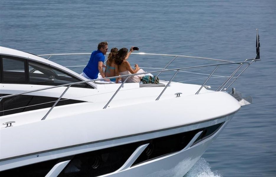 2017 Sunseeker Predator 57