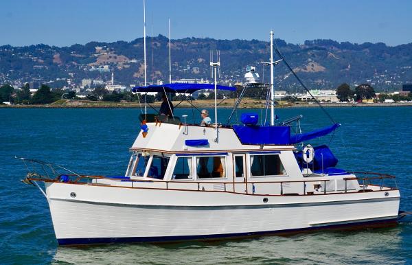 1982 Grand Banks Classic