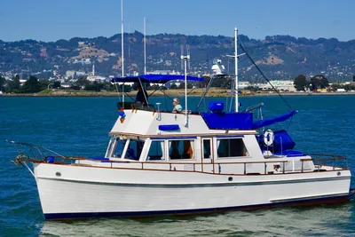 Grand Banks Classic