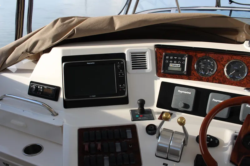 High Bid Yacht Photos Pics 