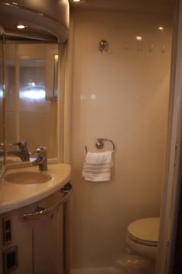 High Bid Yacht Photos Pics 