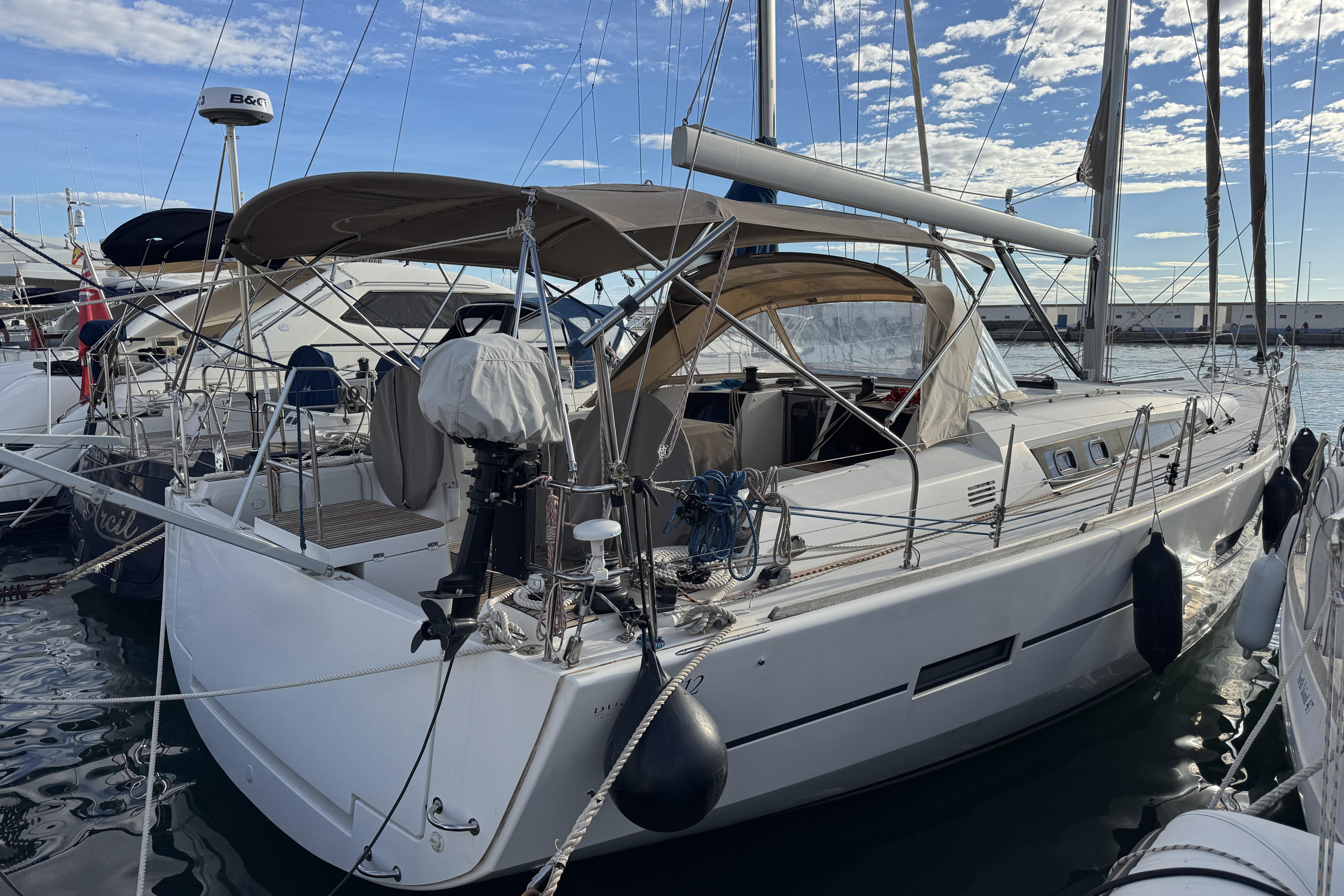 2017 Dufour 512 Grand Large