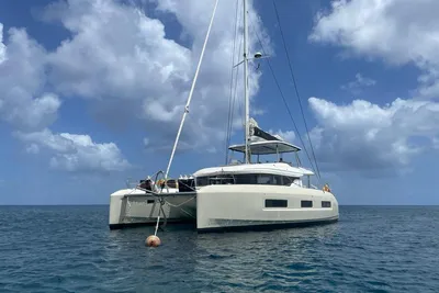 Lagoon 55