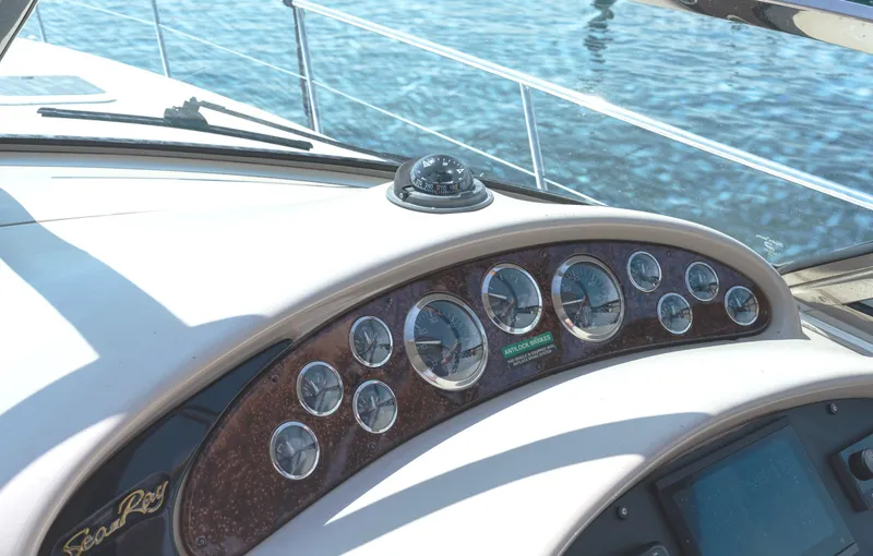 Dopamine Yacht Photos Pics Helm Gauges