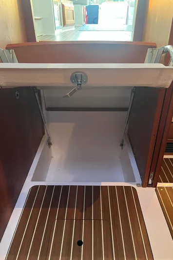 Wynnewood Yacht Photos Pics 