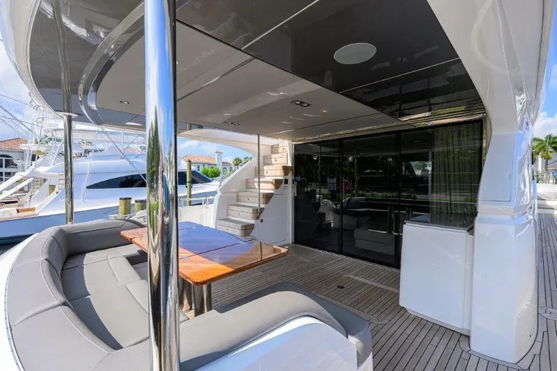  Yacht Photos Pics Princess 78 REAL SLICK - Exterior Aft Deck