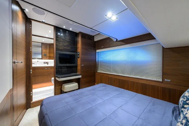  Yacht Photos Pics Princess 78 REAL SLICK - Guest Stateroom Starboard