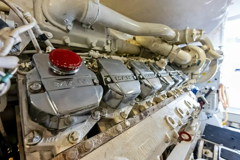 True Grit Yacht Photos Pics 