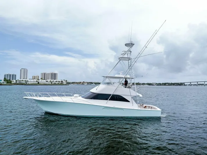 True Grit Yacht Photos Pics 