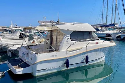 2009 Jeanneau Merry Fisher 815