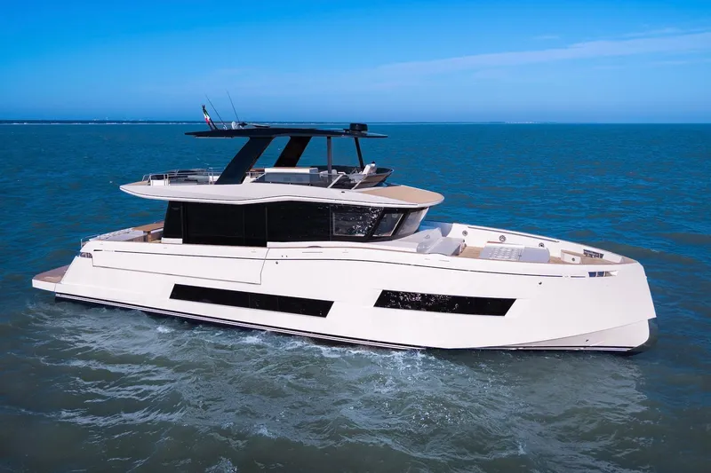  Yacht Photos Pics 2026 Pardo Yachts E72 luxury yacht cruising on open sea under clear blue sky.