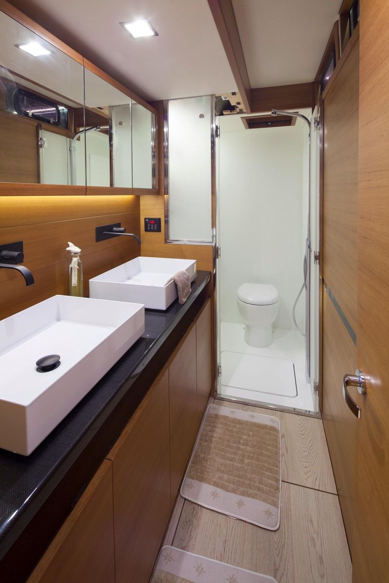 2013 Solaris 70 