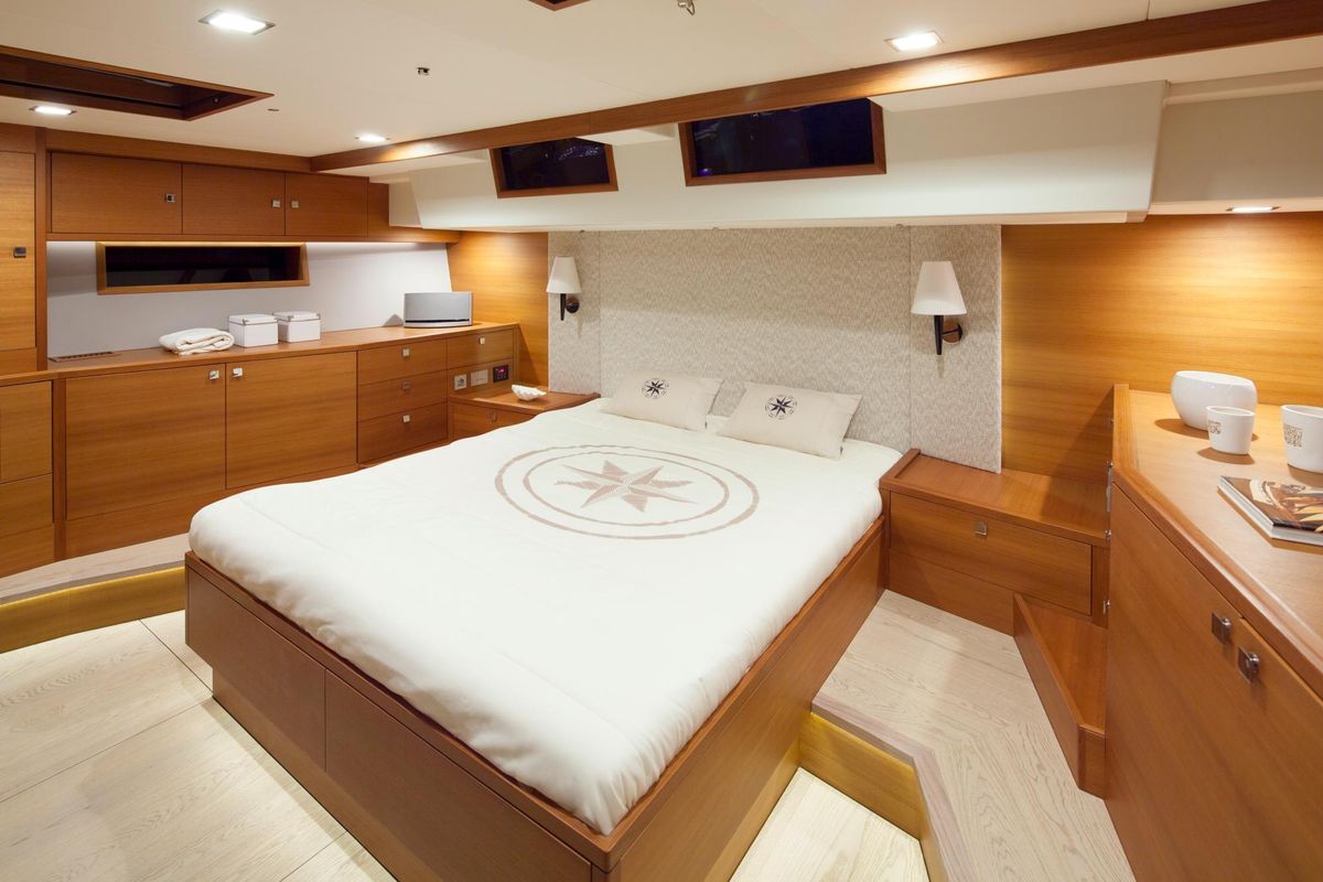 2013 Solaris 70 